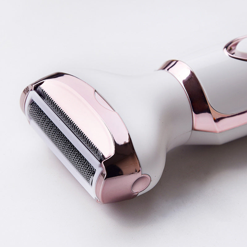 GlowSoft™ 4 - in - 1 Ultimate Beauty Trimmer