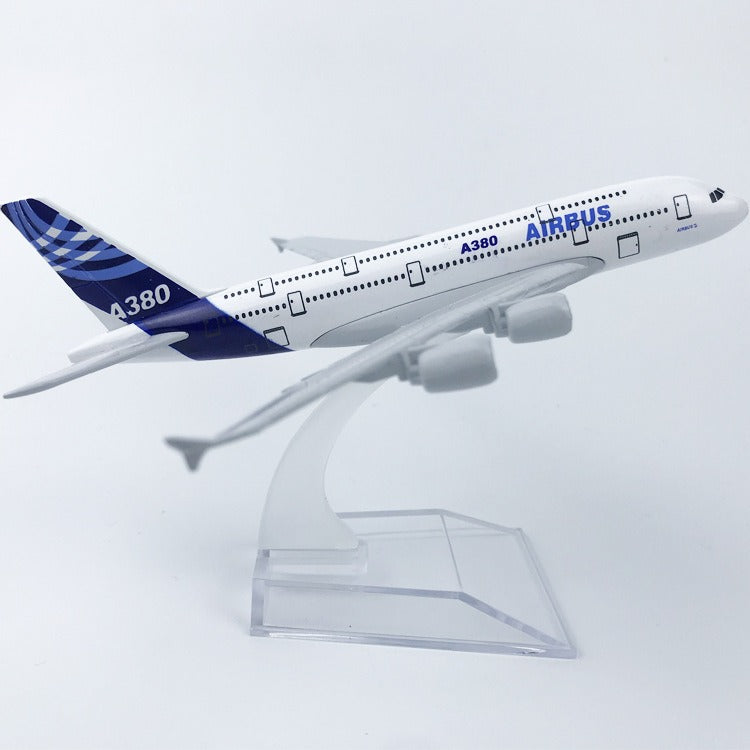 16CM Aircraft Model Airbus Series A380 A350 A330 A320 Solid Alloy Simulation Aircraft Model Toy Collectible