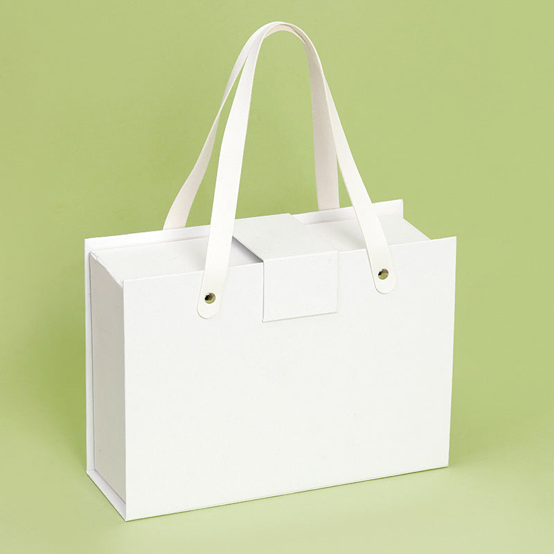 Gift Box Space-Saving Collapsible Magnetic Closure