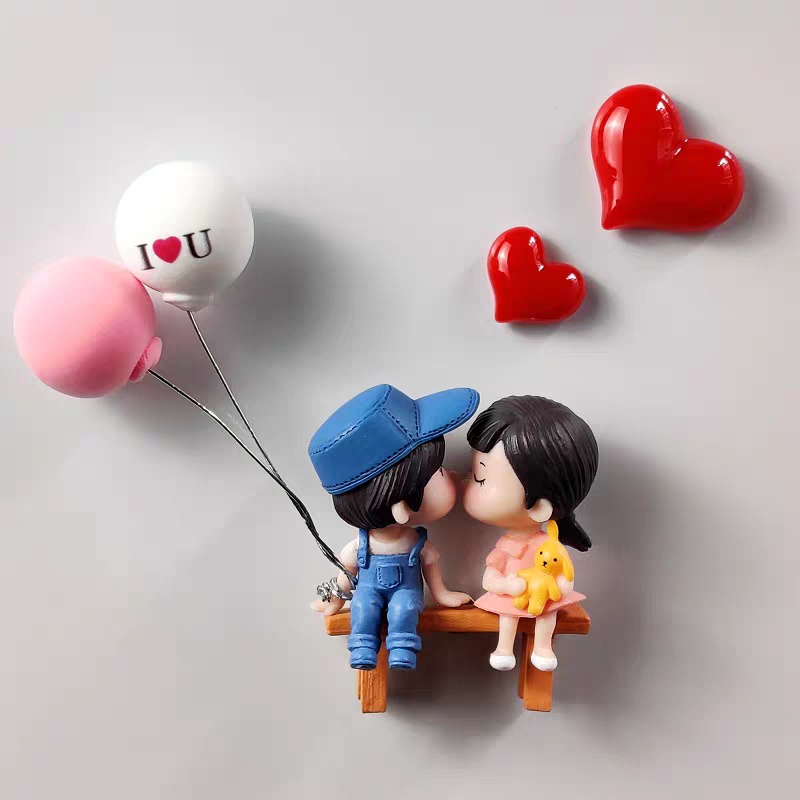 Fridge Magnet Kiss Couple with Balloon and Heart Set