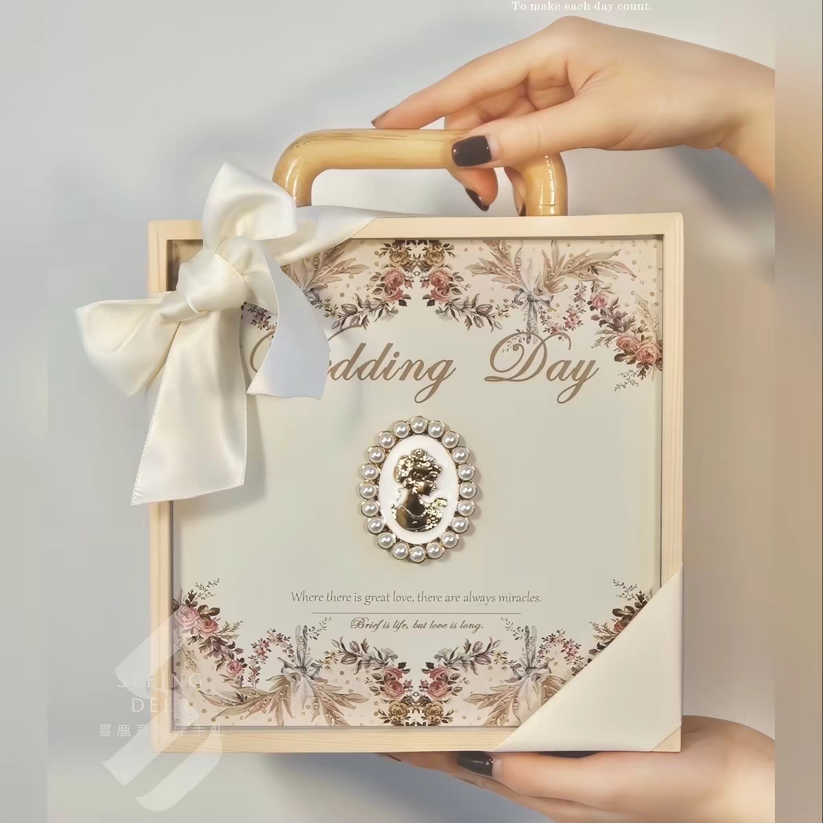 Gift Box Monet Garden Floral Keepsake – Elegant Romantic Present for Her
