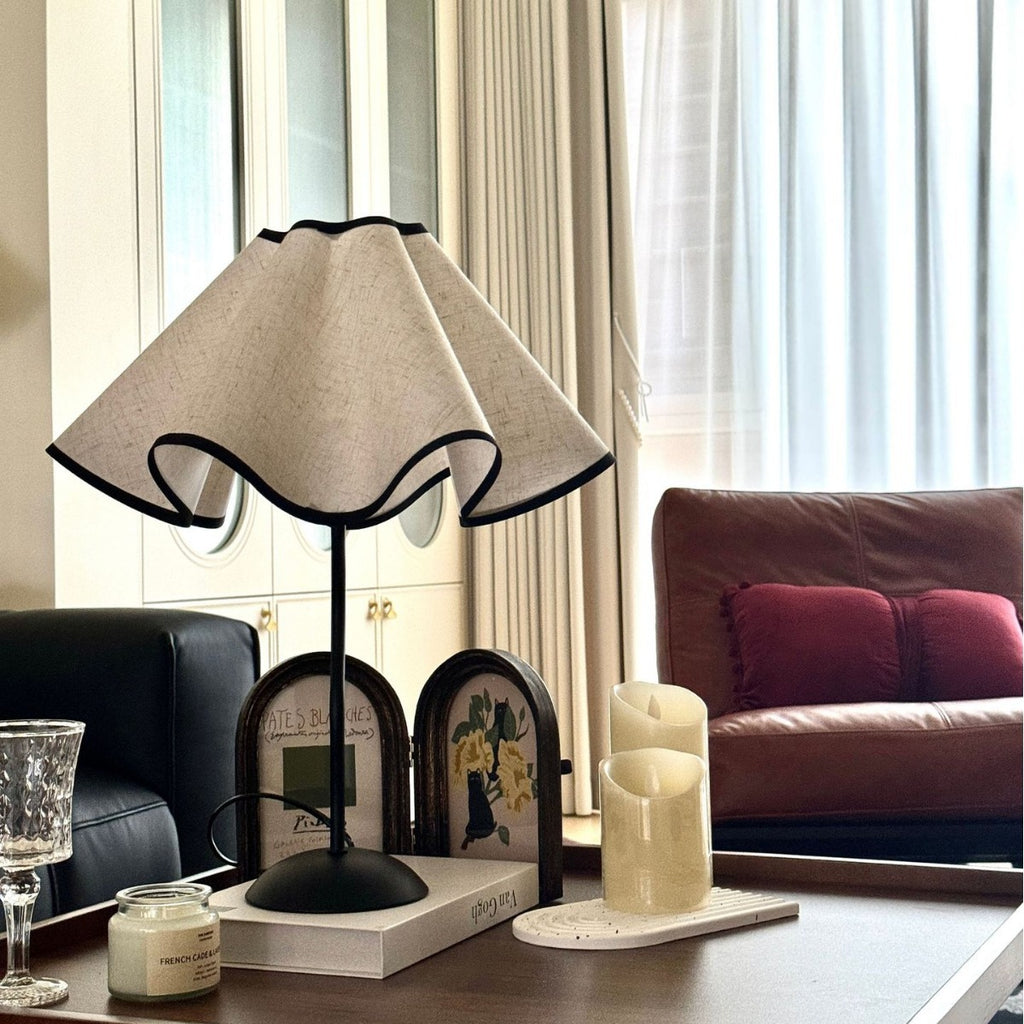 Creative Petal Table Lamp Luxury Bedside Lamp with 3 Color Light